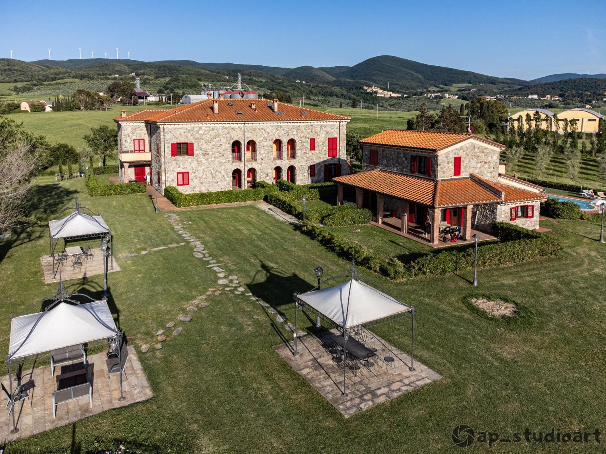 Il Poggio Della Pieve Apartments Santa Luce Bagian luar foto