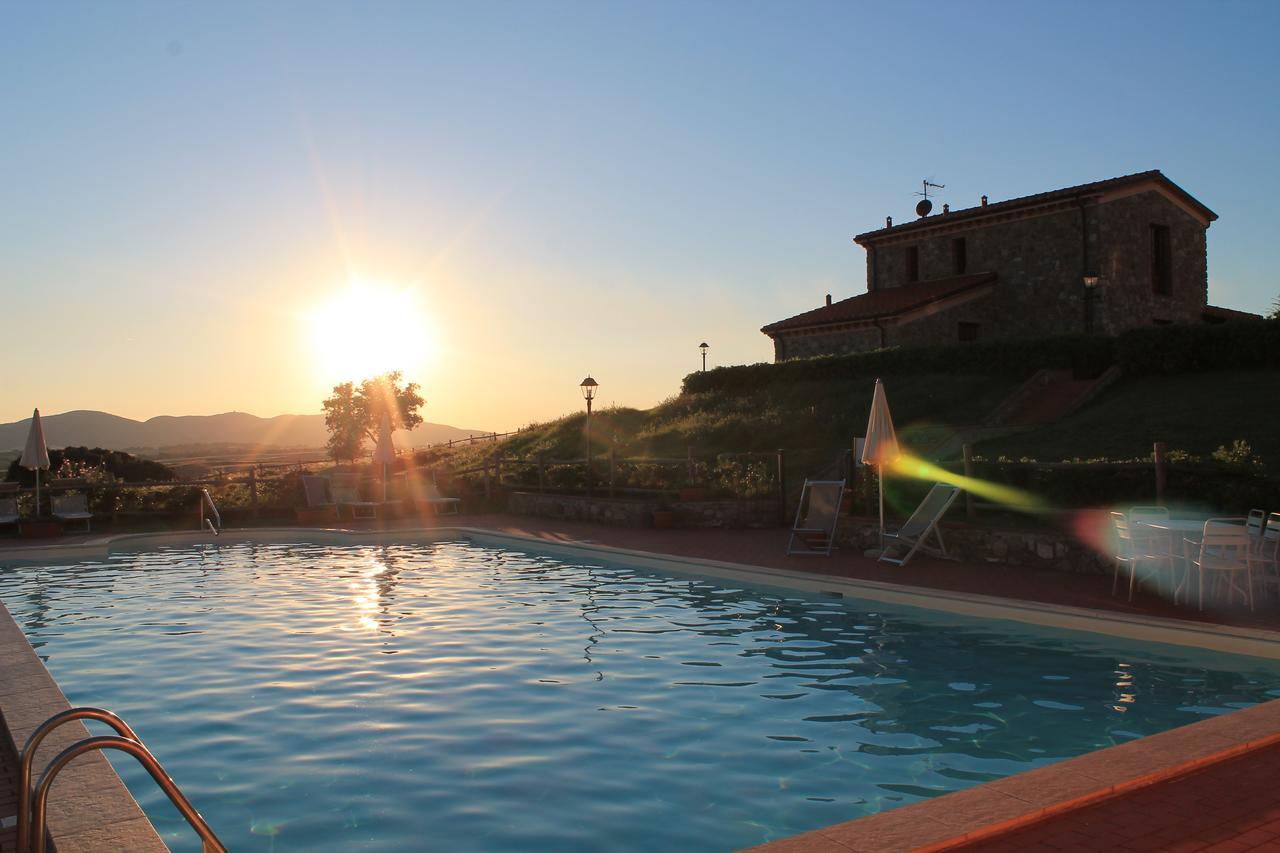 Il Poggio Della Pieve Apartments Santa Luce Bagian luar foto